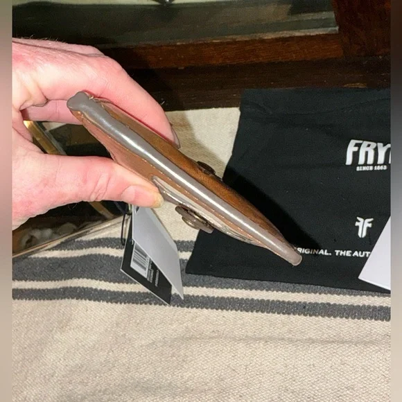 *FLASH SALE* NWT Frye Melissa Leather Snap Card Wallet Cognac Brown Retail $98 - Picture 5 of 12